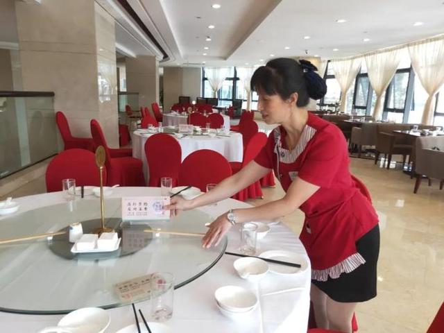 適量點(diǎn)菜、提倡打包 開化餐飲“光盤行動(dòng)”進(jìn)行時(shí)